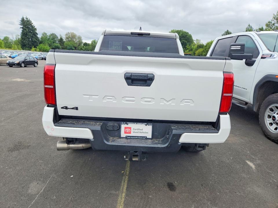 Photo 6 from auction – 2024 TOYOTA TACOMA with VIN 3TMLB5JN1RM006575