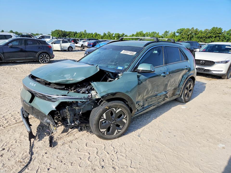 KIA NIRO 2023 with VIN KNDCT3L16P5023273 - Photo from auction