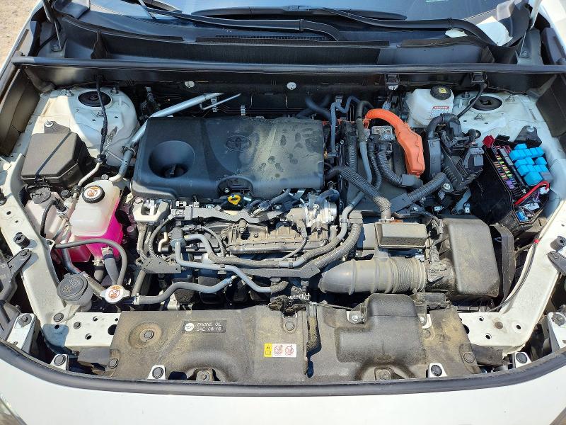 Photo 11 from auction – 2022 TOYOTA RAV4 with VIN JTMD6RFV1ND067231