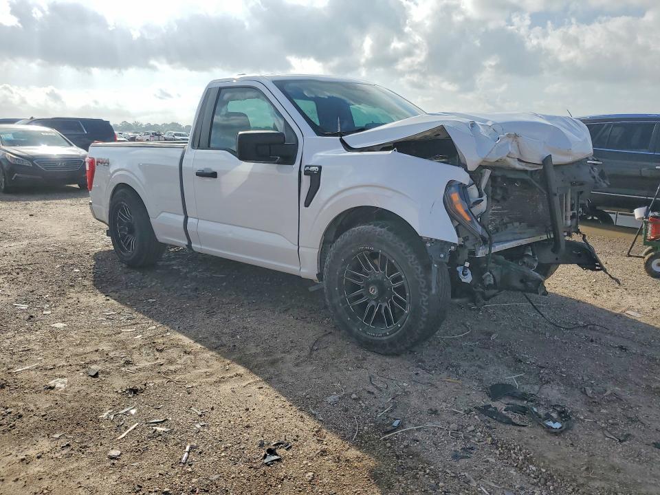 Photo 4 from auction – 2023 FORD F-150 with VIN 1FTMF1E50PKF35435