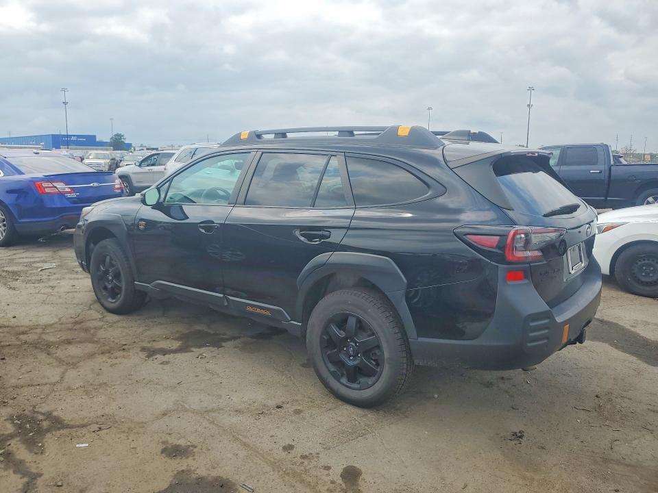 Photo 2 from auction – 2023 SUBARU OUTBACK with VIN 4S4BTGUD8P3117240