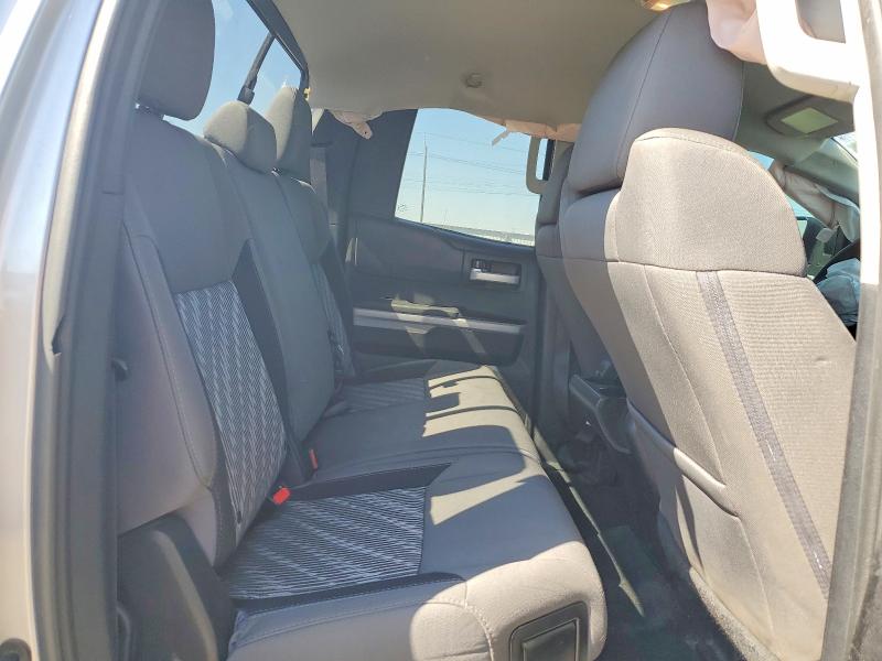 Photo 10 from auction – 2018 TOYOTA TUNDRA with VIN 5TFUM5F10JX079262