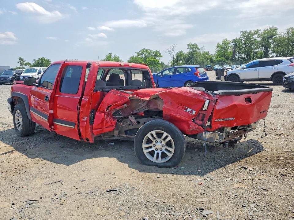 Foto 2 de la subasta – 2004 CHEVROLET SILVERADO con VIN 1GCEK19T24E213737