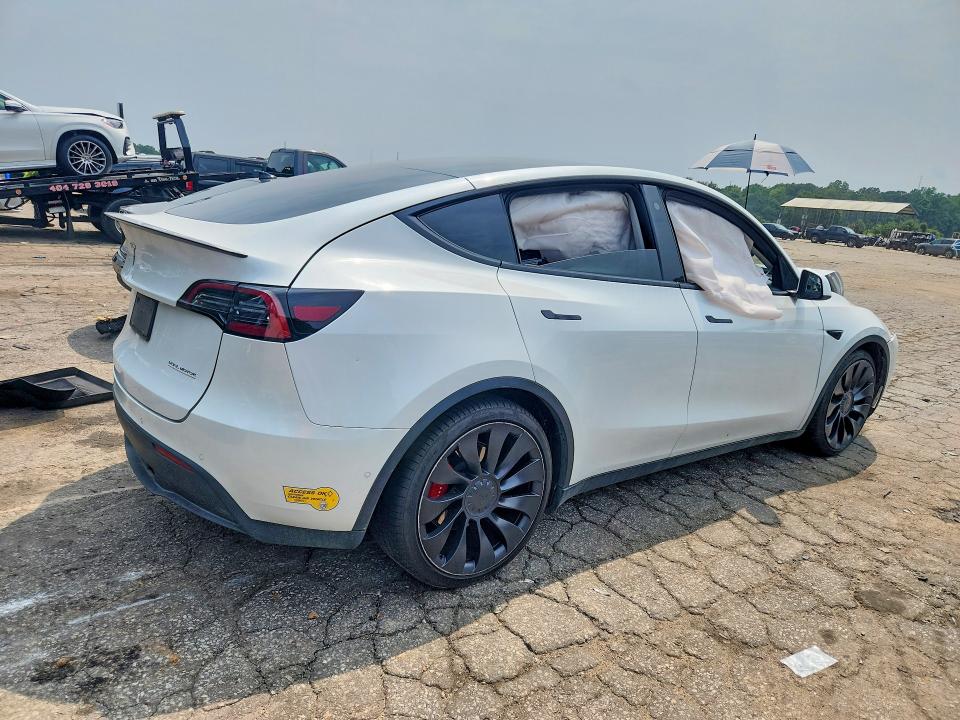 Photo 3 from auction – 2022 TESLA MODEL Y with VIN 7SAYGDEF6NF438360