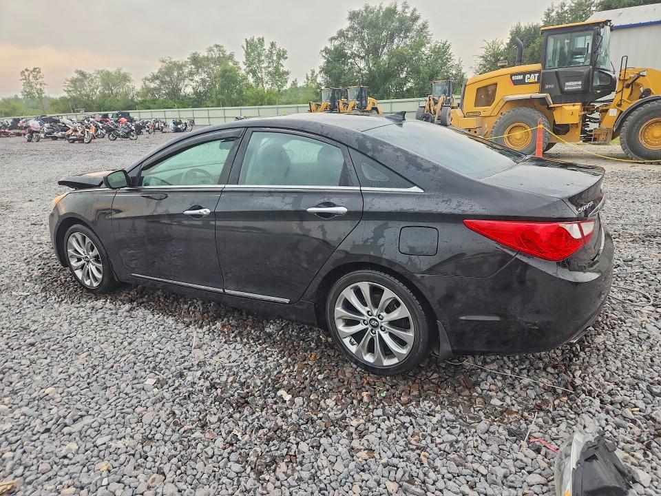 Photo 2 from auction – 2012 HYUNDAI SONATA with VIN 5NPEC4AB8CH435344