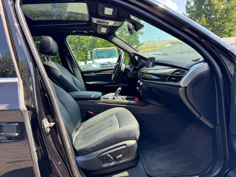 Photo 7 from auction – 2017 BMW X5 with VIN 5UXKR0C34H0V74261