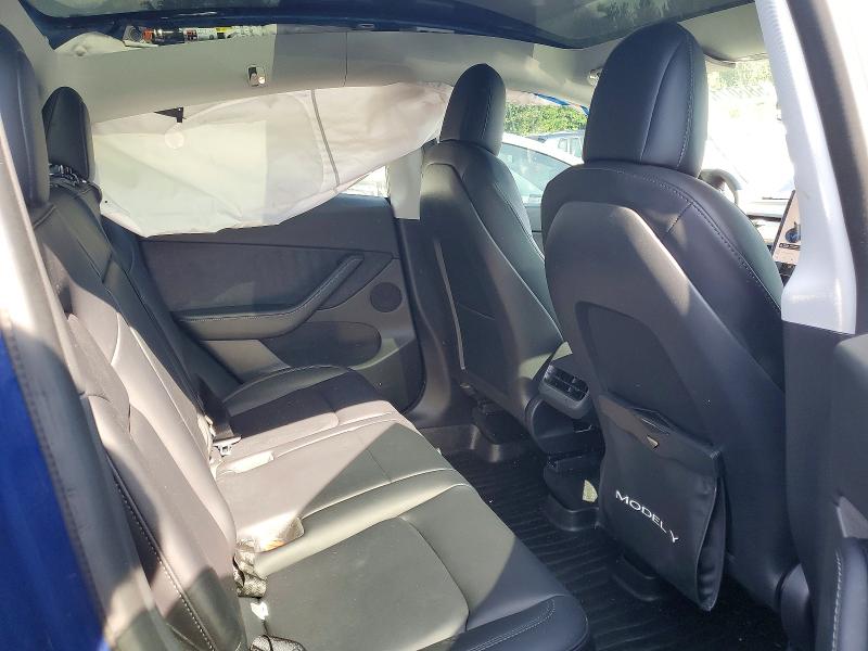 Photo 10 from auction – 2022 TESLA MODEL Y with VIN 7SAYGDEE7NF344995