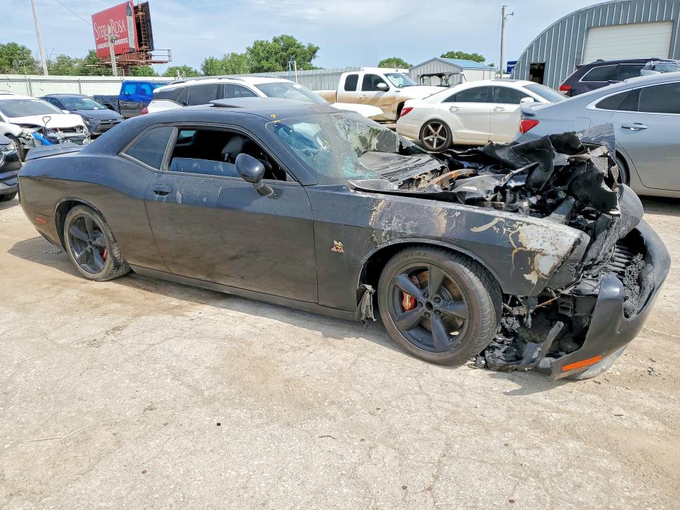 Zdjęcie 4 z aukcji – 2016 DODGE CHALLENGER z VIN 2C3CDZFJ6GH217696