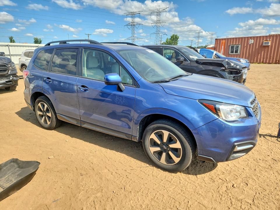 Photo 4 from auction – 2017 SUBARU FORESTER with VIN JF2SJAEC3HH517015
