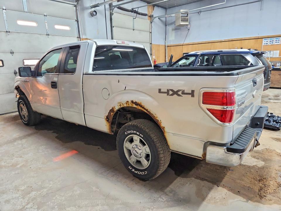 Photo 2 from auction – 2012 FORD F150 with VIN 1FTFX1EF0CFA16032