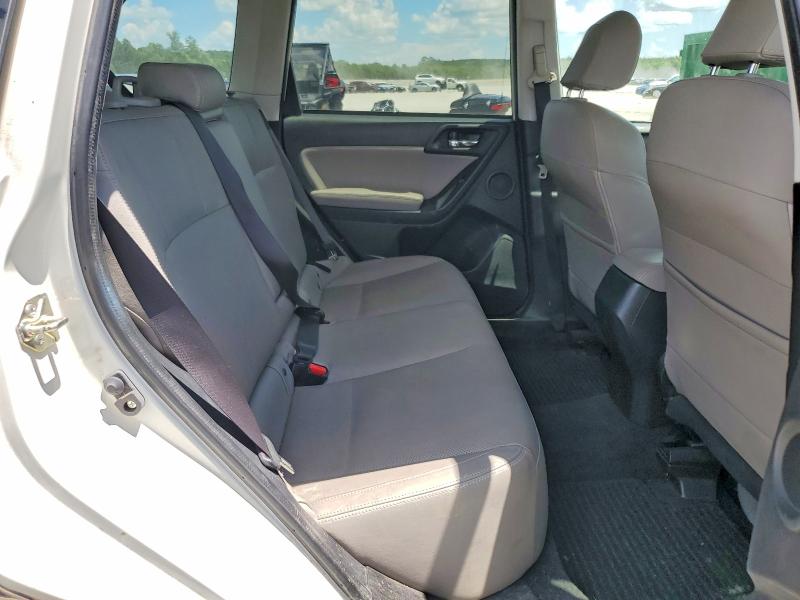 Photo 10 from auction – 2017 SUBARU FORESTER with VIN JF2SJALC7HH572151