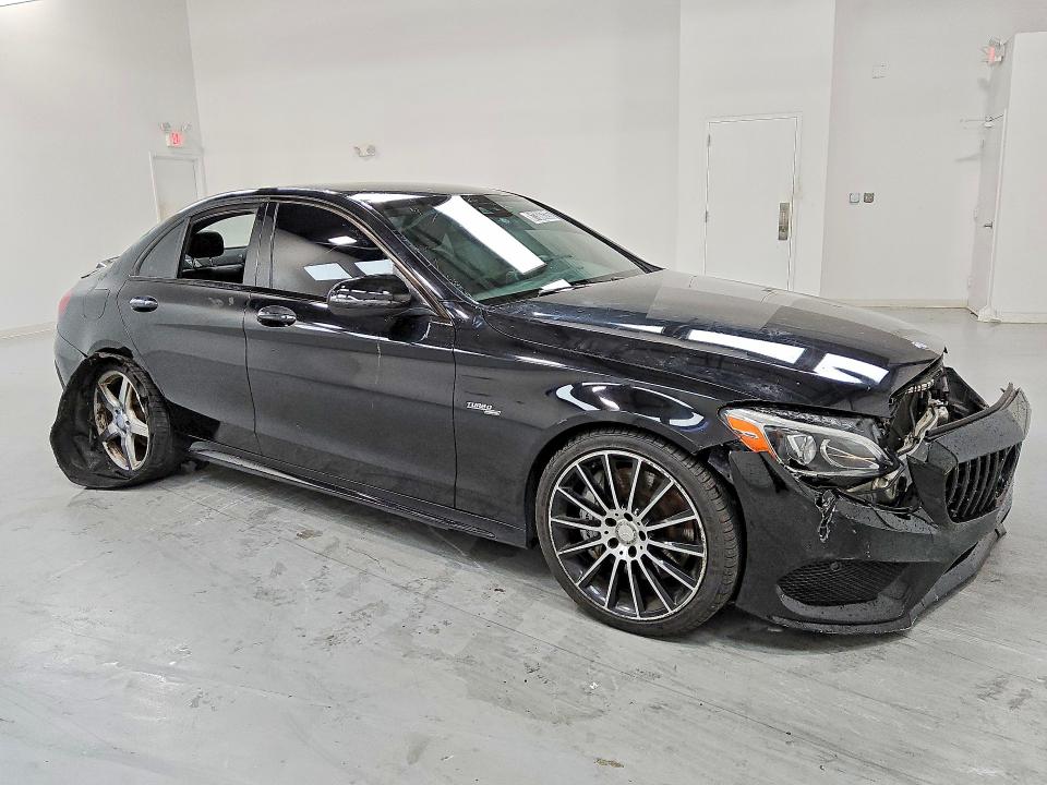 Photo 4 from auction – 2016 MERCEDES-BENZ C with VIN 55SWF6EB3GU128359