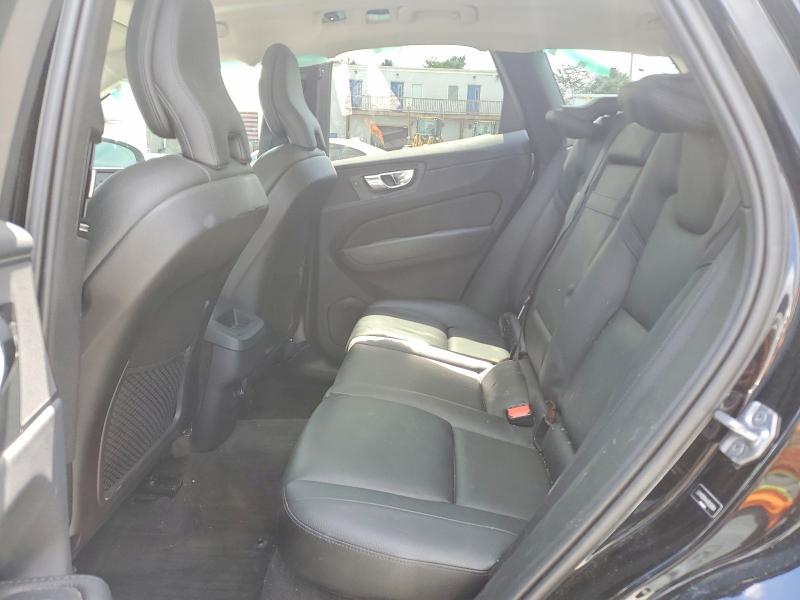 Photo 11 from auction – 2019 VOLVO XC60 with VIN LYV102RK4KB326894