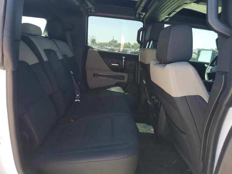 Снимка 11 от търг – 2026 GMC HUMMER SUV с VIN 1GKTEHDE1TU602314