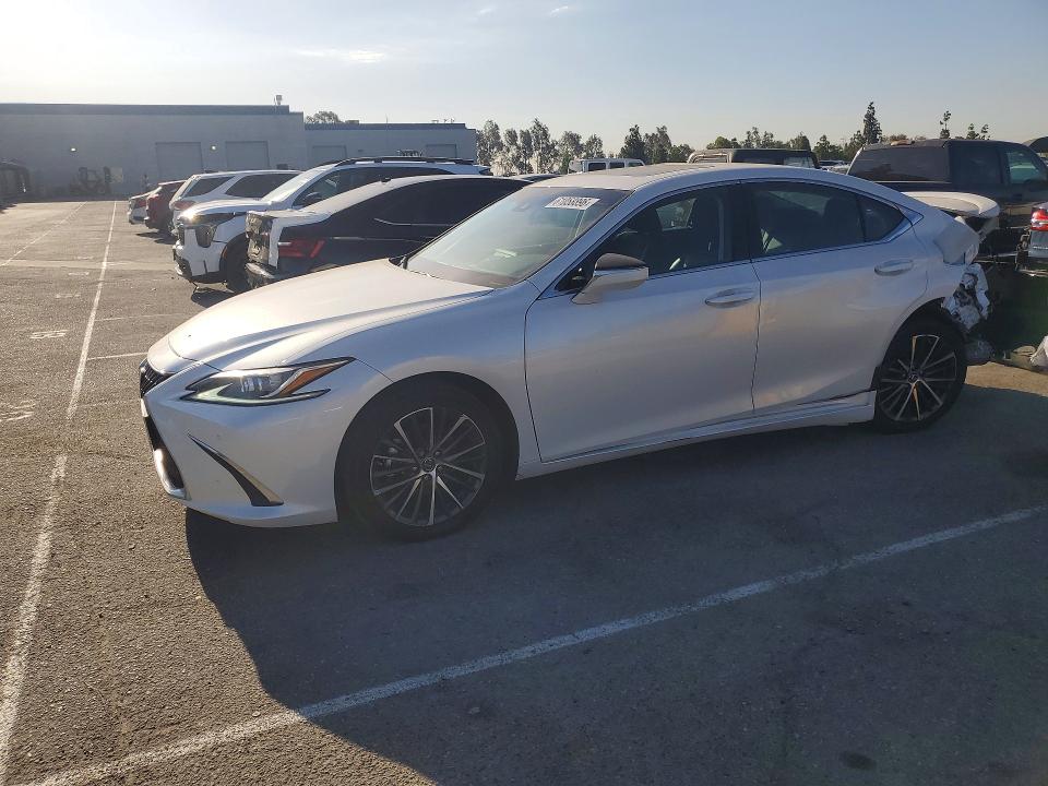 2024 LEXUS ES 300H - Търг №61058896