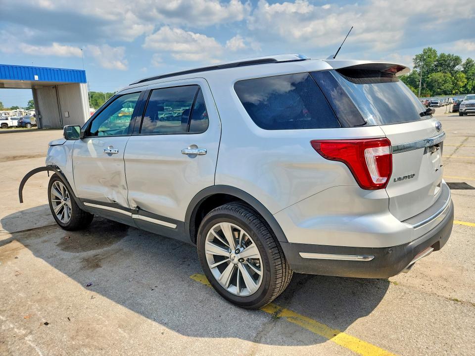 Photo 2 from auction – 2018 FORD EXPLORER with VIN 1FM5K8F86JGA57352