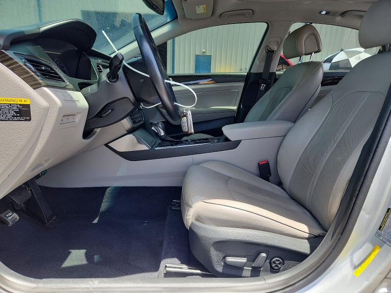 Photo 7 from auction – 2016 HYUNDAI SONATA with VIN 5NPE34AF3GH283496