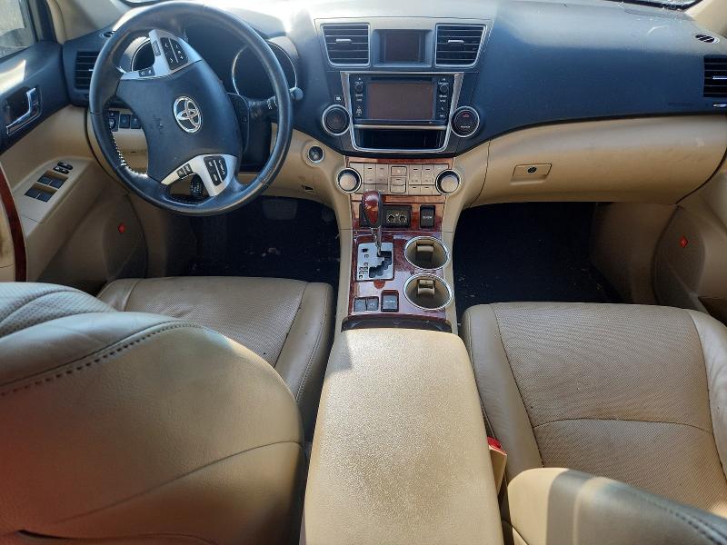 Foto 8 de la subasta – 2013 TOYOTA HIGHLANDER con VIN 5TDYK3EH7DS100290