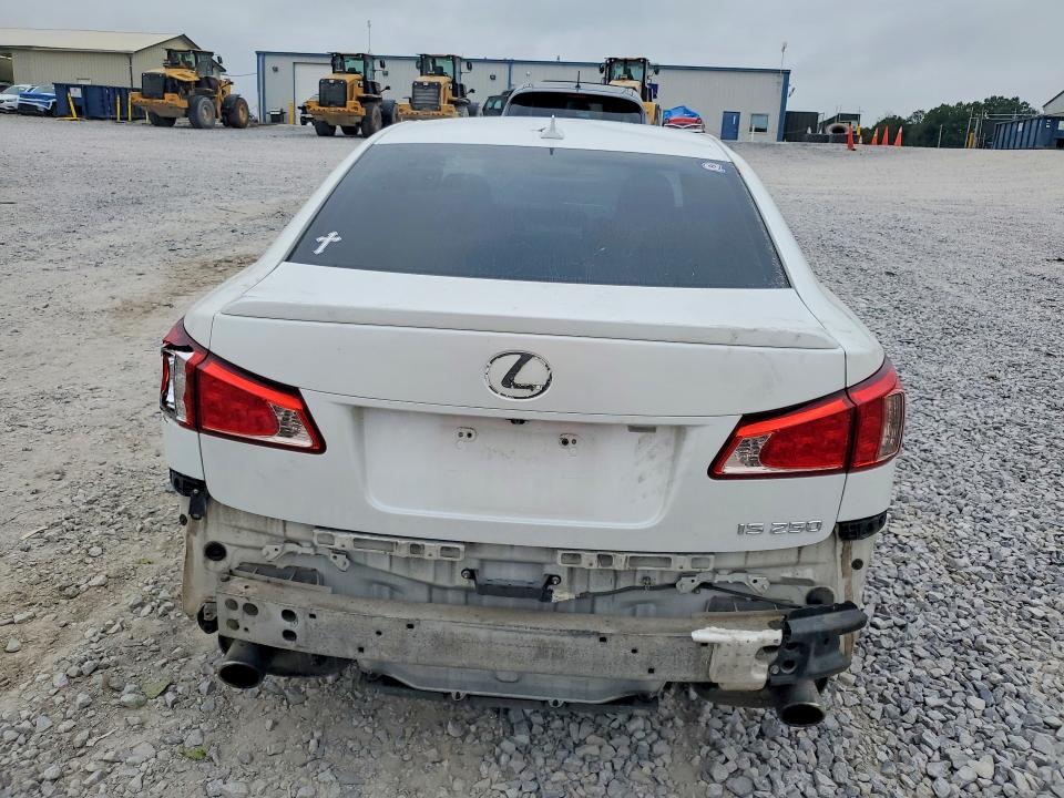 Photo 6 from auction – 2012 LEXUS IS with VIN JTHBF5C22C5181013