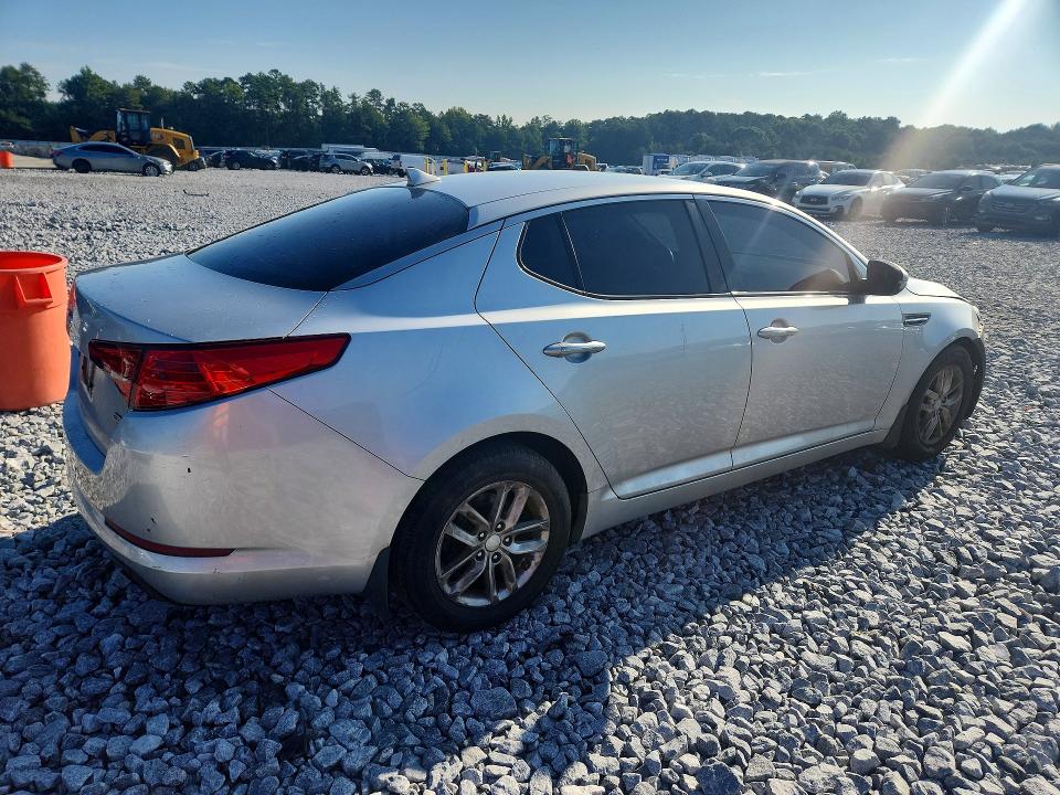 Photo 3 from auction – 2012 KIA OPTIMA with VIN KNAGM4A73C5281558