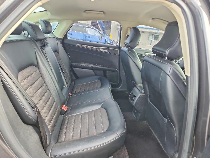 Photo 10 from auction – 2017 FORD FUSION with VIN 3FA6P0HD5HR228316
