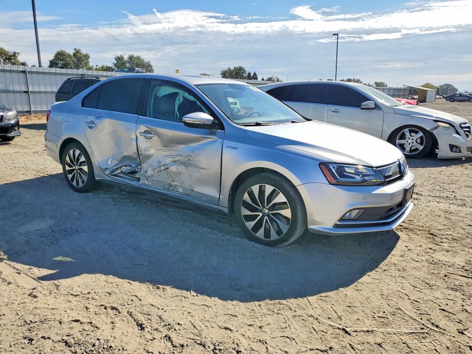 Photo 4 from auction – 2016 VOLKSWAGEN JETTA with VIN 3VW637AJ3GM346050