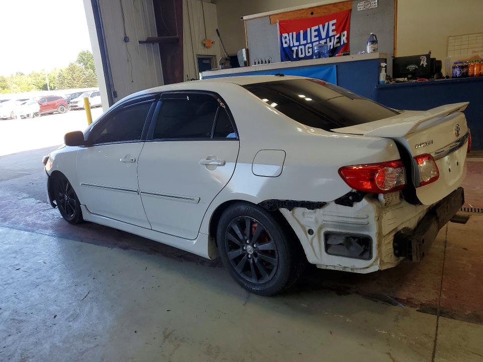 Photo 2 from auction – 2011 TOYOTA COROLLA with VIN 2T1BU4EE0BC752511