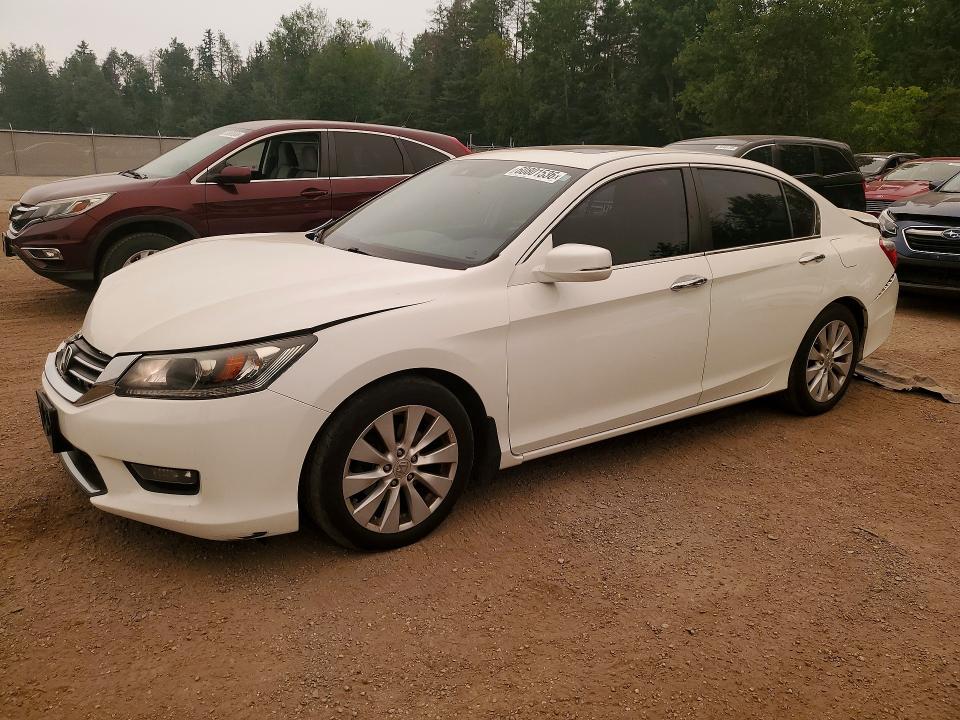 HONDA ACCORD 2015 with VIN 1HGCR2F83FA804681 - Photo from auction