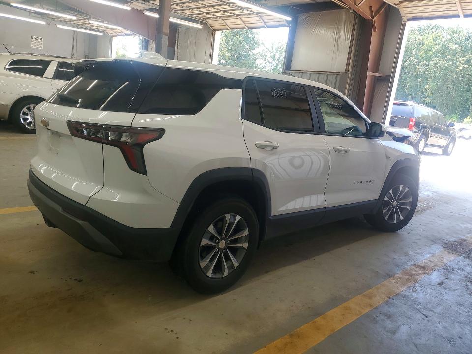 Photo 3 from auction – 2025 CHEVROLET EQUINOX with VIN 3GNAXHEG5SL265482