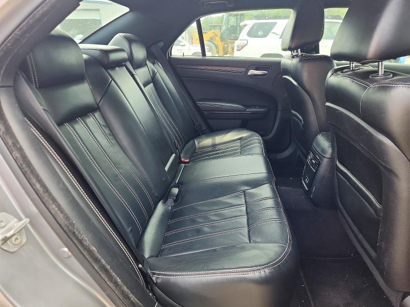 Photo 10 from auction – 2016 CHRYSLER 300 with VIN 2C3CCABG3GH348941