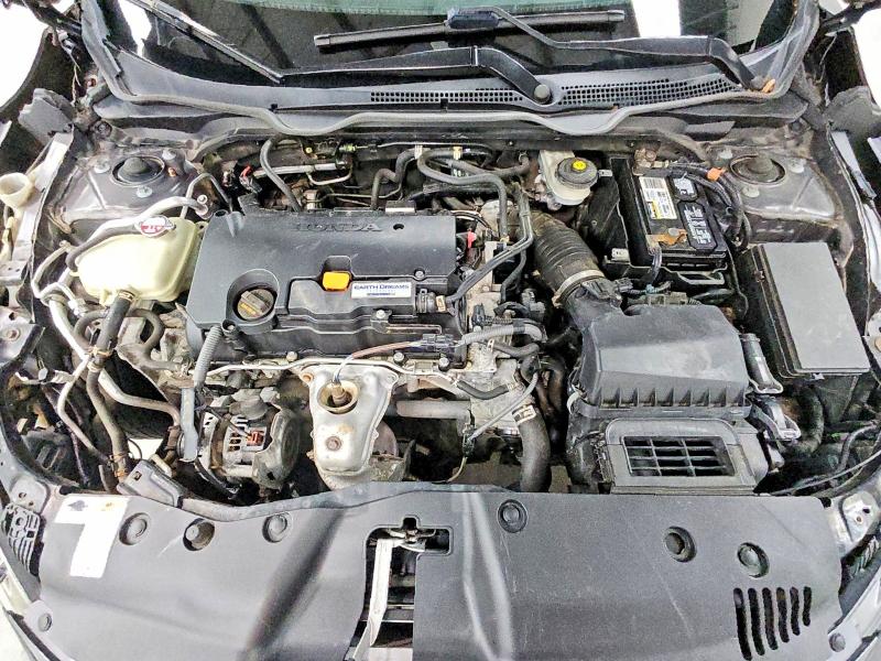 Photo 11 from auction – 2018 HONDA CIVIC with VIN 19XFC2F54JE203823
