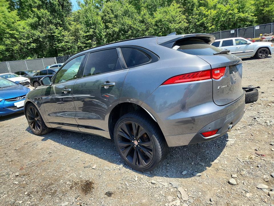 Photo 2 from auction – 2017 JAGUAR F-PACE with VIN SADCL2BV7HA491184