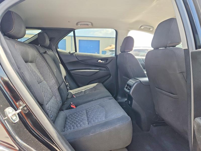 Photo 11 from auction – 2018 CHEVROLET EQUINOX with VIN 2GNAXJEV0J6343224