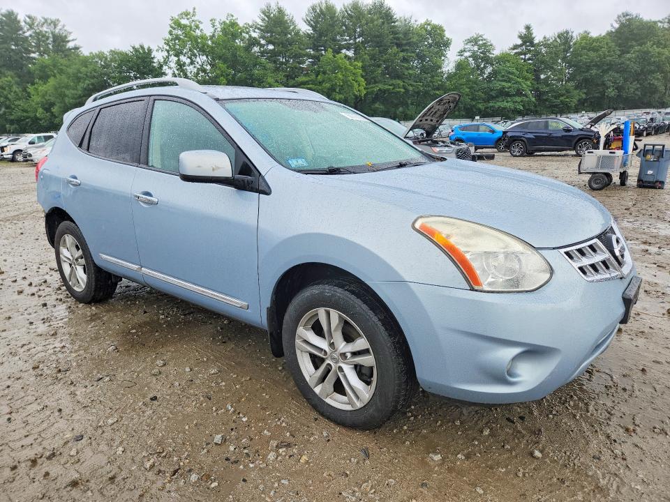 Photo 4 from auction – 2013 NISSAN ROGUE with VIN JN8AS5MV6DW146170