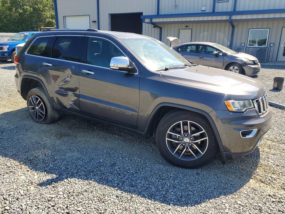 Снимка 4 от търг – 2017 JEEP GRAND CHEROKEE с VIN 1C4RJFBG5HC911937