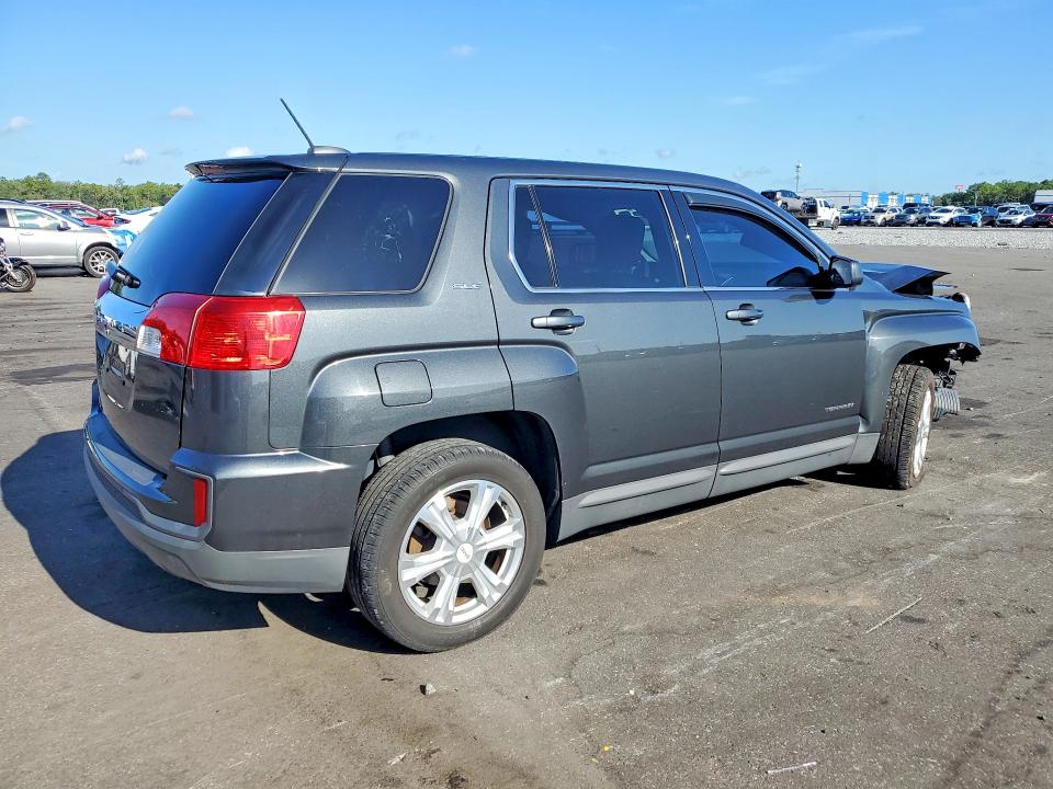 Photo 3 from auction – 2017 GMC TERRAIN with VIN 2GKALMEK4H6177767