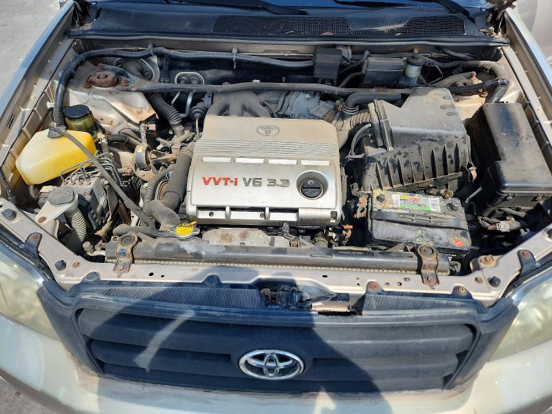 Photo 12 from auction – 2004 TOYOTA HIGHLANDER with VIN JTEEP21A640047555