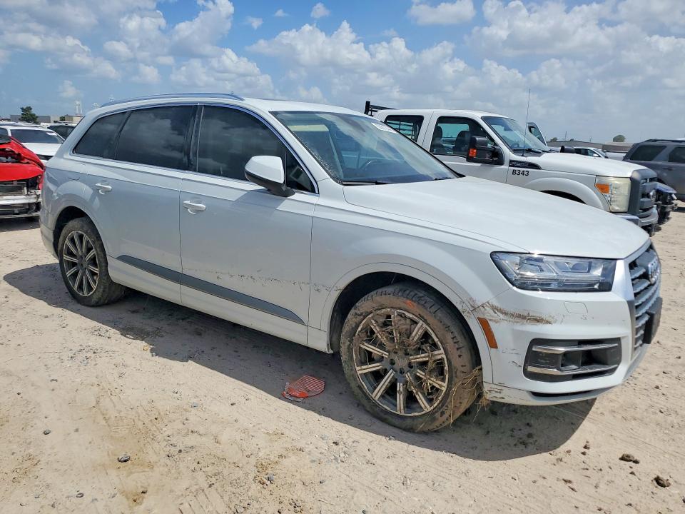 Photo 4 from auction – 2017 AUDI Q7 with VIN WA1LAAF79HD027362