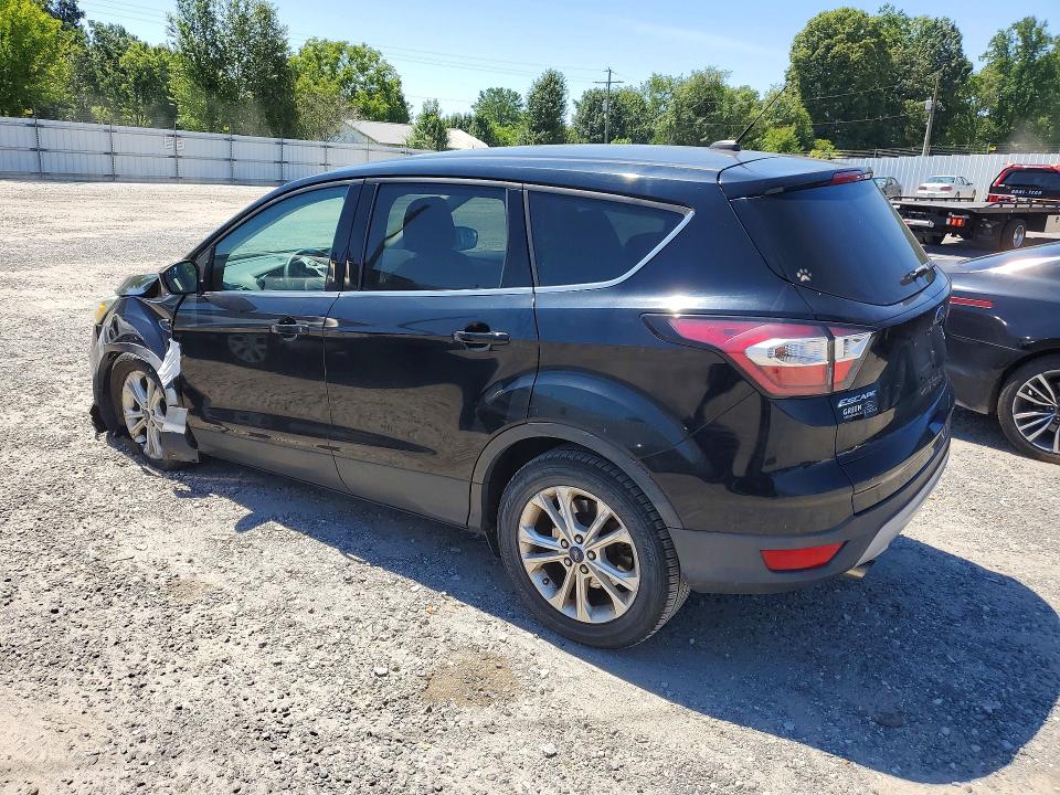 Photo 2 from auction – 2017 FORD ESCAPE with VIN 1FMCU0GD7HUC42603