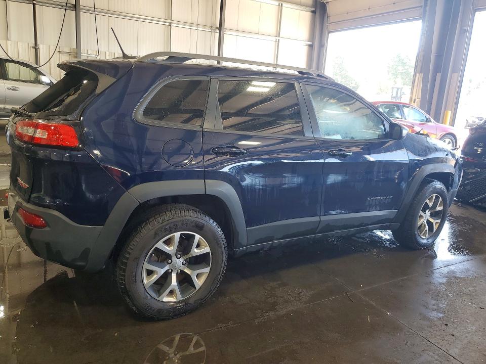 Photo 3 from auction – 2014 JEEP CHEROKEE with VIN 1C4PJMBS6EW157103