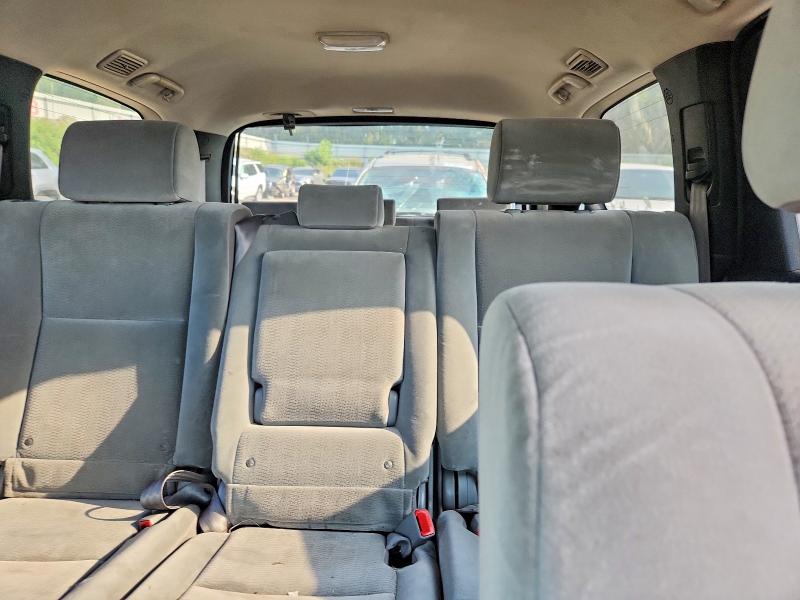 Photo 10 from auction – 2011 TOYOTA SEQUOIA with VIN 5TDBW5G14BS047972