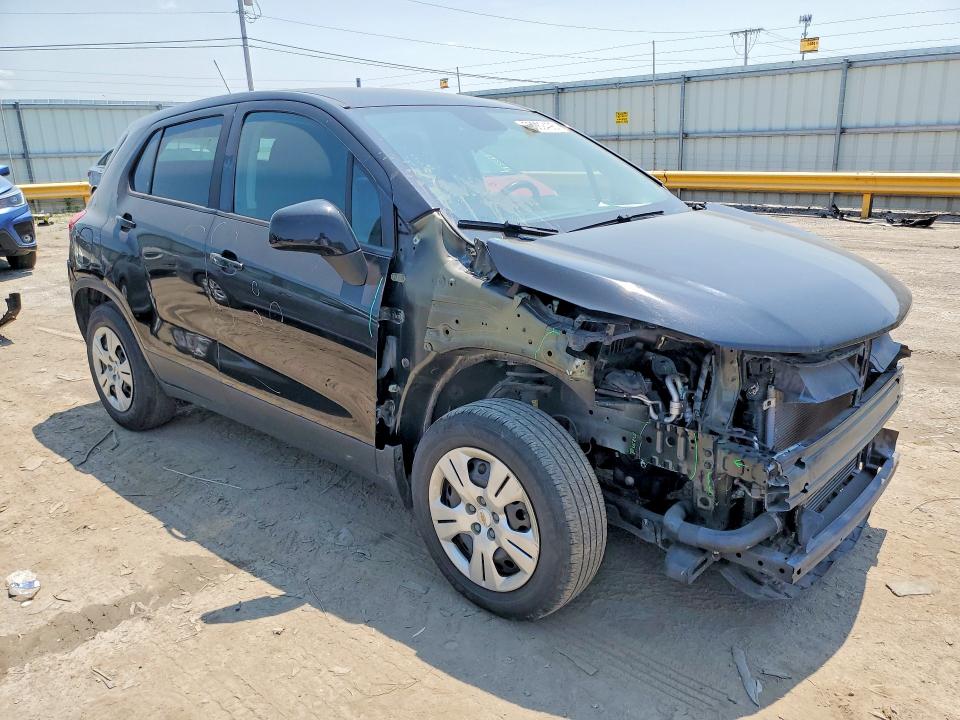 Photo 4 from auction – 2019 CHEVROLET TRAX with VIN 3GNCJKSB4KL176714