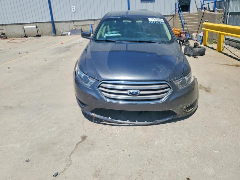 Photo 5 from auction – 2016 FORD TAURUS with VIN 1FAHP2D82GG122229