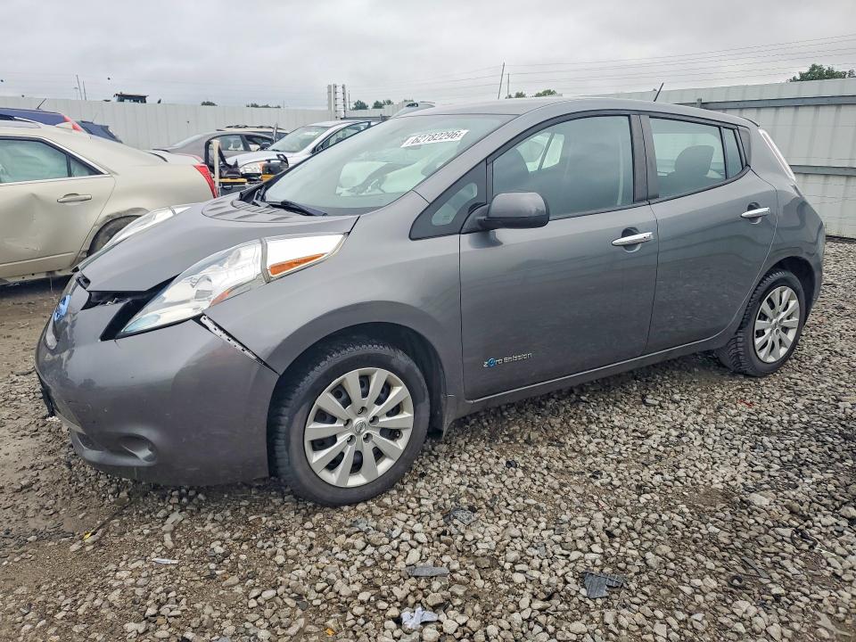2017 NISSAN LEAF