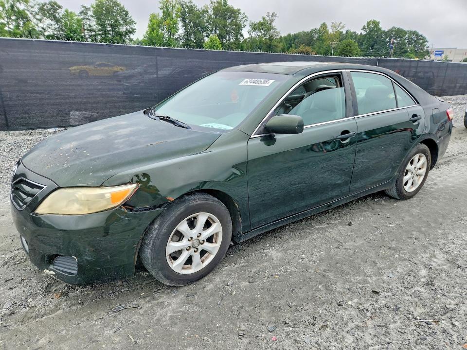 2010 TOYOTA CAMRY - Търг №62448536