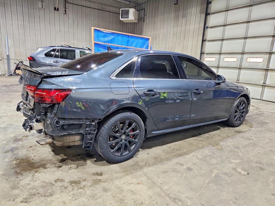 Photo 3 from auction – 2021 AUDI A4 with VIN WAUABAF47MN006513