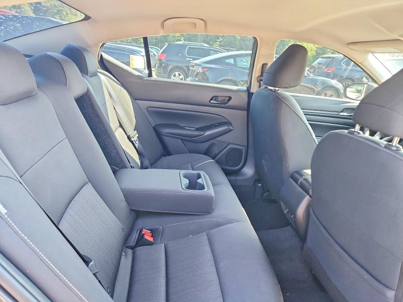 Photo 10 from auction – 2025 NISSAN ALTIMA with VIN 1N4BL4DV5SN421205