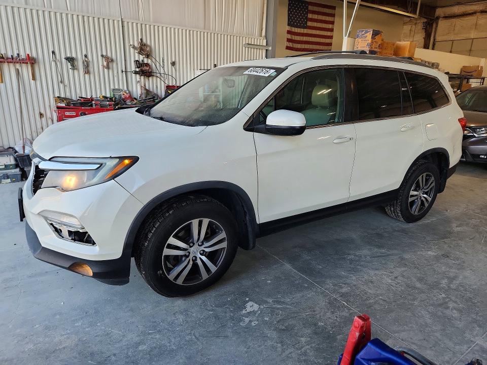 HONDA PILOT 2018 with VIN 5FNYF6H51JB072932 - Photo from auction