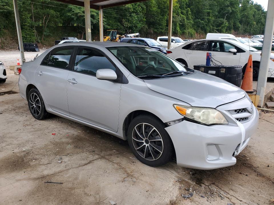 Photo 4 from auction – 2012 TOYOTA COROLLA with VIN 2T1BU4EE4CC867436
