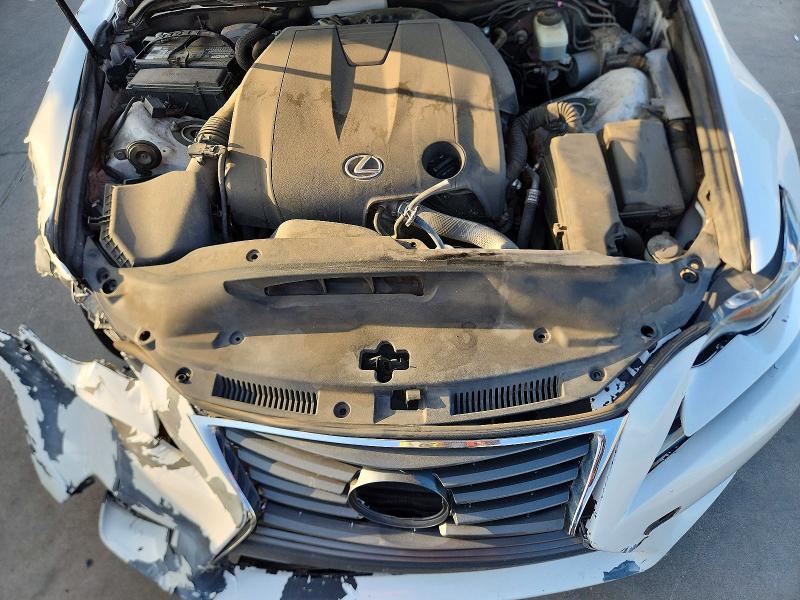 Photo 11 from auction – 2015 LEXUS IS with VIN JTHBF1D21F5057018